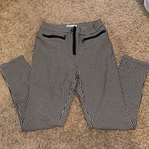 Urban Outfitters Black & White Gingham stretchy skinny pants